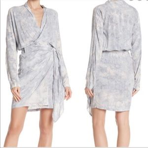 Young Fabulous & Broke Womens Raine Tie Dye Wrap Midi Dress  Size XS Long Sleeve